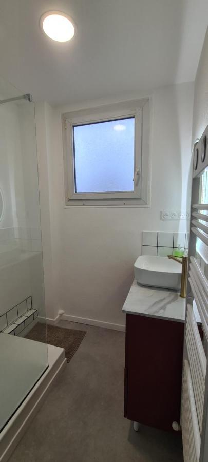 בווה Private Room In Shared Apartment III מראה חיצוני תמונה